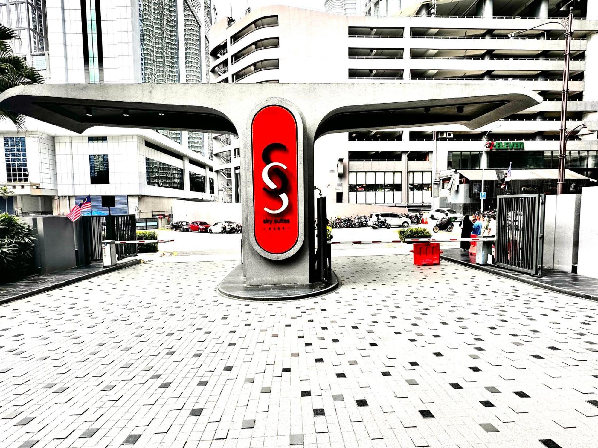 Sky Klcc By Arman Pangsapuri Kuala Lumpur